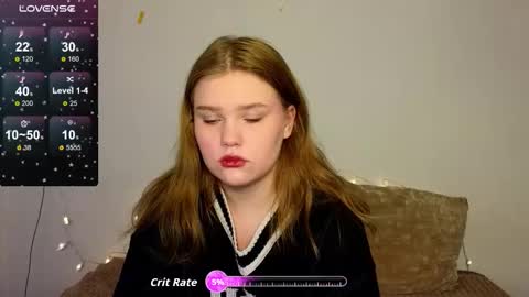 Snapshot of mina27372 chatting on February 18, 9:16 am hi Im Mina online show from February 18, 9:16 am