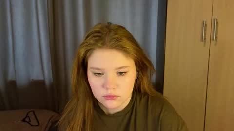 hi Im Mina  online show from March 10, 4:50 am