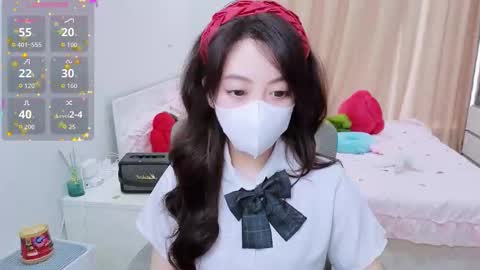 Snapshot of mina_686 chatting on February 5, 8:08 am mina_686 online show from February 5, 8:08 am