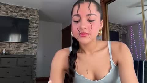 Mina online show from March 19, 7:29 pm