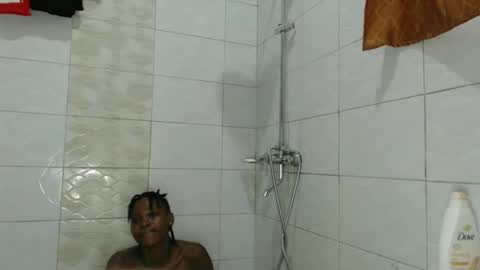 Snapshot of minatah6 chatting on November 9, 12:14 pm minatah6 online show from November 9, 12:14 pm
