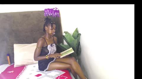 Snapshot of minatah6 chatting on November 29, 10:24 pm minatah6 online show from November 29, 10:24 pm