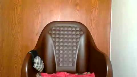 Snapshot of minatah6 chatting on April 24, 2:25 am minatah6 online show from April 24, 2:25 am