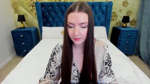 minchelskatrina online show from December 14, 10:02 am