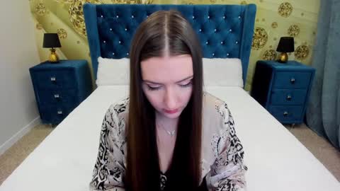 minchelskatrina online show from January 2, 10:16 am