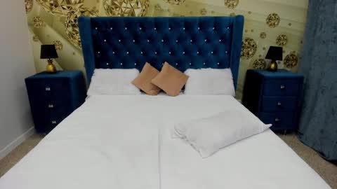 Snapshot of minchelskatrina chatting on November 12, 8:04 am minchelskatrina online show from November 12, 8:04 am