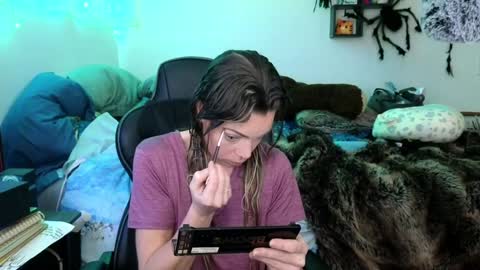 Snapshot of mindymars chatting on January 10, 2:45 pm Mindy Mars online show from January 10, 2:45 pm