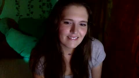 Snapshot of mindymounds chatting on May 14, 5:36 am Mindy online show from May 14, 5:36 am