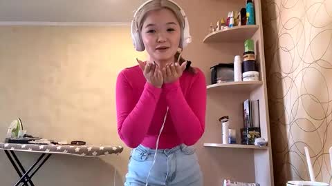 Kate online show from September 23, 6:05 am