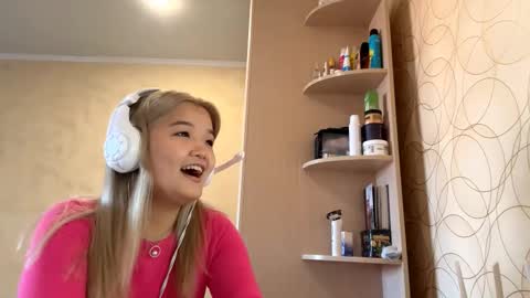 Kate online show from September 24, 5:33 am