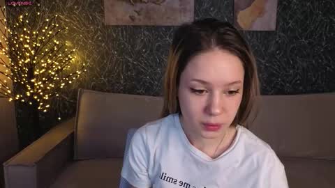 Snapshot of mini_allice chatting on February 17, 1:13 am Allice online show from February 17, 1:13 am