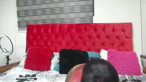 Snapshot of mini_bat chatting on September 16, 6:42 pm mini_bat online show from September 16, 6:42 pm