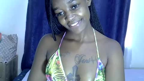 Snapshot of mini_charm chatting on July 24, 9:29 am VERONICA MUTAMBI online show from July 24, 9:29 am