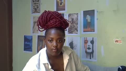 Snapshot of mini_karee chatting on March 3, 3:40 pm mini_karee online show from March 3, 3:40 pm