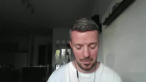 Snapshot of minka28 chatting on April 6, 5:36 pm minka28 online show from April 6, 5:36 pm