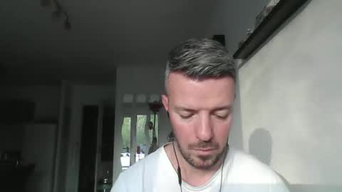 Snapshot of minka28 chatting on April 15, 5:31 pm minka28 online show from April 15, 5:31 pm