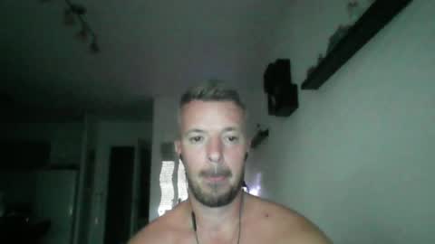 Snapshot of minka28 chatting on June 26, 5:17 pm minka28 online show from June 26, 5:17 pm