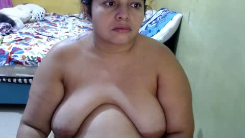 Andrea online show from April 13, 11:48 am