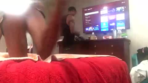 minniehunney online show from October 31, 11:00 am