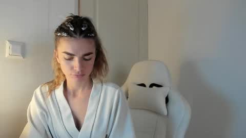 MIA online show from September 30, 10:31 am