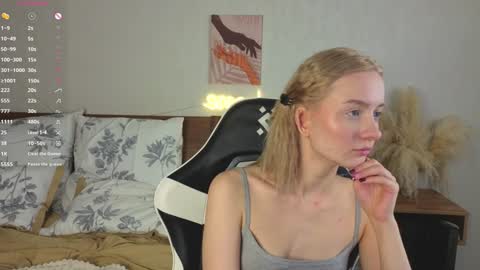 Snapshot of minnietammy chatting on October 25, 11:10 pm Mary is here 3 My favorite patterns 77143222321Try my private online show from October 25, 11:10 pm