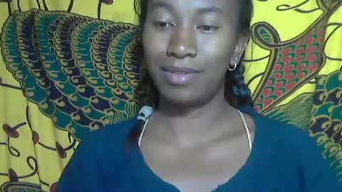 minouch211907 online show from October 15, 1:50 am