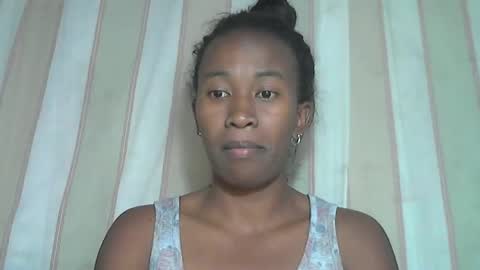 Snapshot of minouch211907 chatting on January 17, 10:53 am minouch211907 online show from January 17, 10:53 am