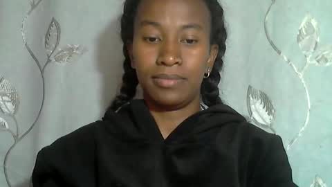 Snapshot of minouch211907 chatting on March 12, 4:51 am minouch211907 online show from March 12, 4:51 am