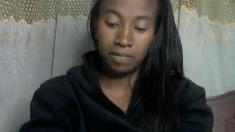 Snapshot of minouch211907 chatting on June 22, 6:16 pm minouch211907 online show from June 22, 6:16 pm