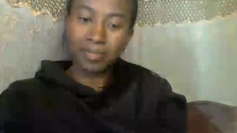 Snapshot of minouch211907 chatting on July 10, 12:08 pm minouch211907 online show from July 10, 12:08 pm