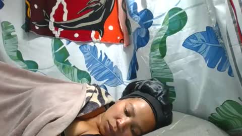 Snapshot of miora620846 chatting on May 19, 4:08 am miora620846 online show from May 19, 4:08 am