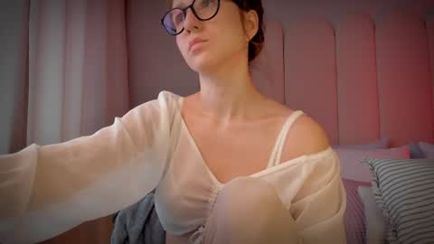 Mira online show from June 22, 9:39 am
