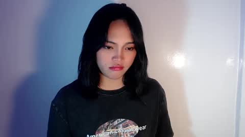 Snapshot of mira_luna222 chatting on February 19, 10:31 pm Mira Bella online show from February 19, 10:31 pm