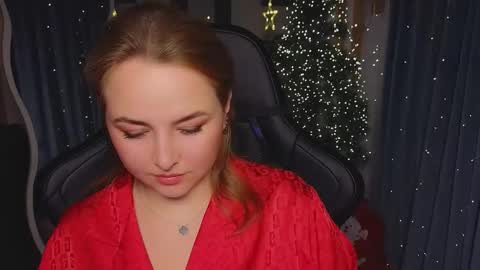 Snapshot of mira_mermayd chatting on January 11, 1:43 am Mira online show from January 11, 1:43 am