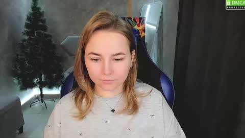 Snapshot of mira_mermayd chatting on January 16, 2:04 am Mira online show from January 16, 2:04 am