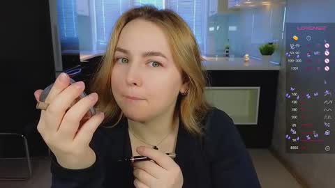 Snapshot of mira_mermayd chatting on February 3, 8:30 am Mira online show from February 3, 8:30 am