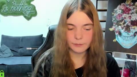 miraa_bloom online show from March 19, 6:12 pm