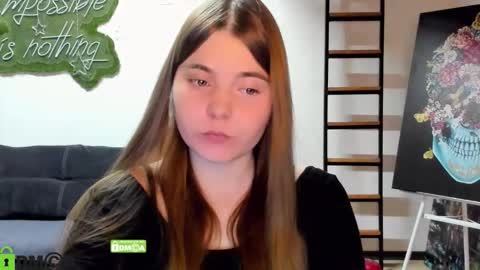 miraa_bloom online show from March 23, 2:43 pm