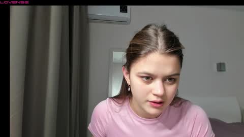 Snapshot of miraa_m chatting on November 2, 7:16 pm Mira online show from November 2, 7:16 pm