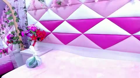 mirabella_miller online show from October 11, 11:09 am