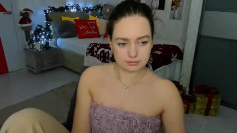 Emma online show from December 27, 2:14 am