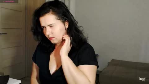 Meera online show from October 9, 10:02 am