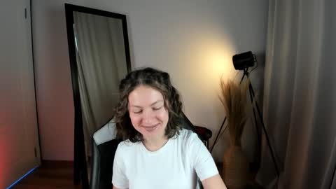 Mira online show from December 4, 8:23 am