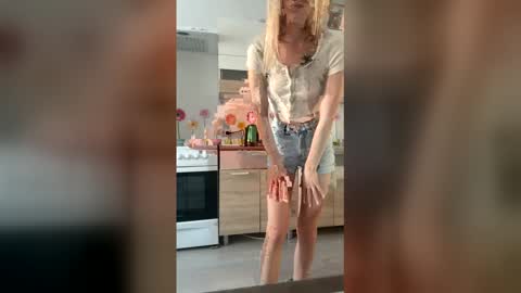 Mira online show from March 5, 1:18 pm