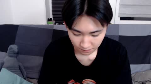 Snapshot of miram_yoo chatting on January 13, 11:49 pm online show from January 13, 11:49 pm