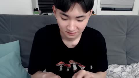 Snapshot of miram_yoo chatting on February 9, 11:46 pm online show from February 9, 11:46 pm