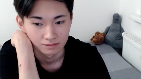 Snapshot of miram_yoo chatting on October 15, 3:17 am online show from October 15, 3:17 am