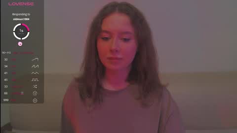 Kira online show from October 27, 1:04 pm