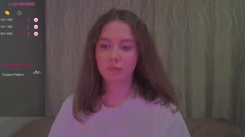 Kira online show from November 8, 5:01 pm