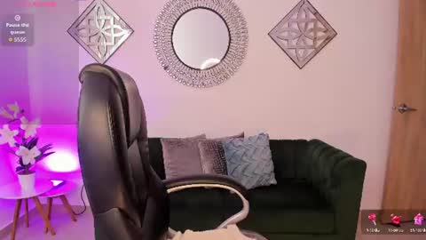 miranda_crawfor online show from July 23, 8:51 pm